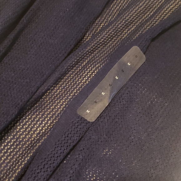 Cardigan - Picture 2 of 3